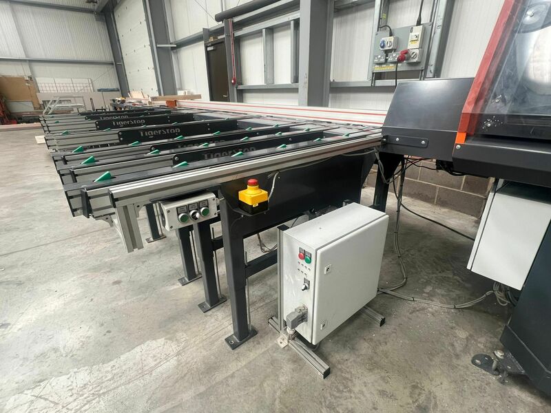 Cross-cut saw Tigerstop / Tigerstop / UKA 600