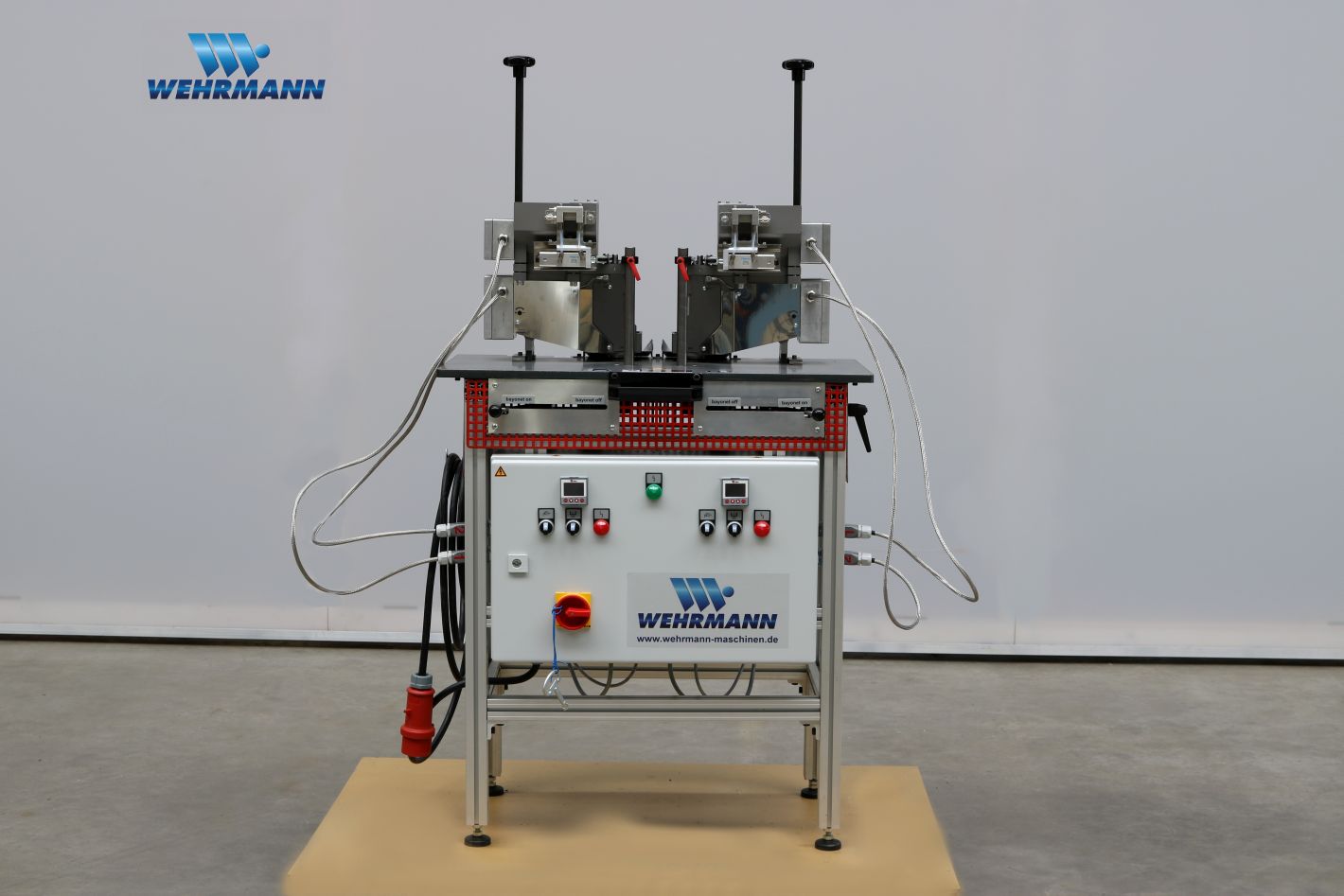 Heating- and service table for gluing units / WEHRMANN / VHT