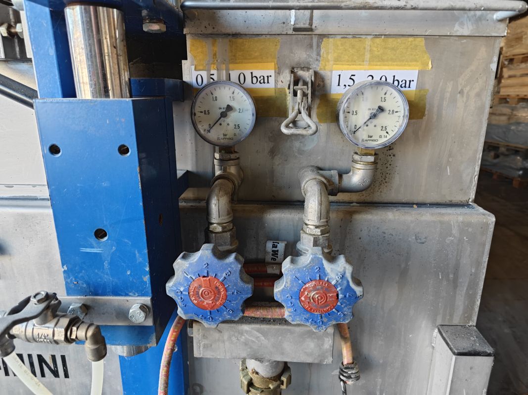 high-performance coating machine / Schiele  /  Impregmat VM-Mini