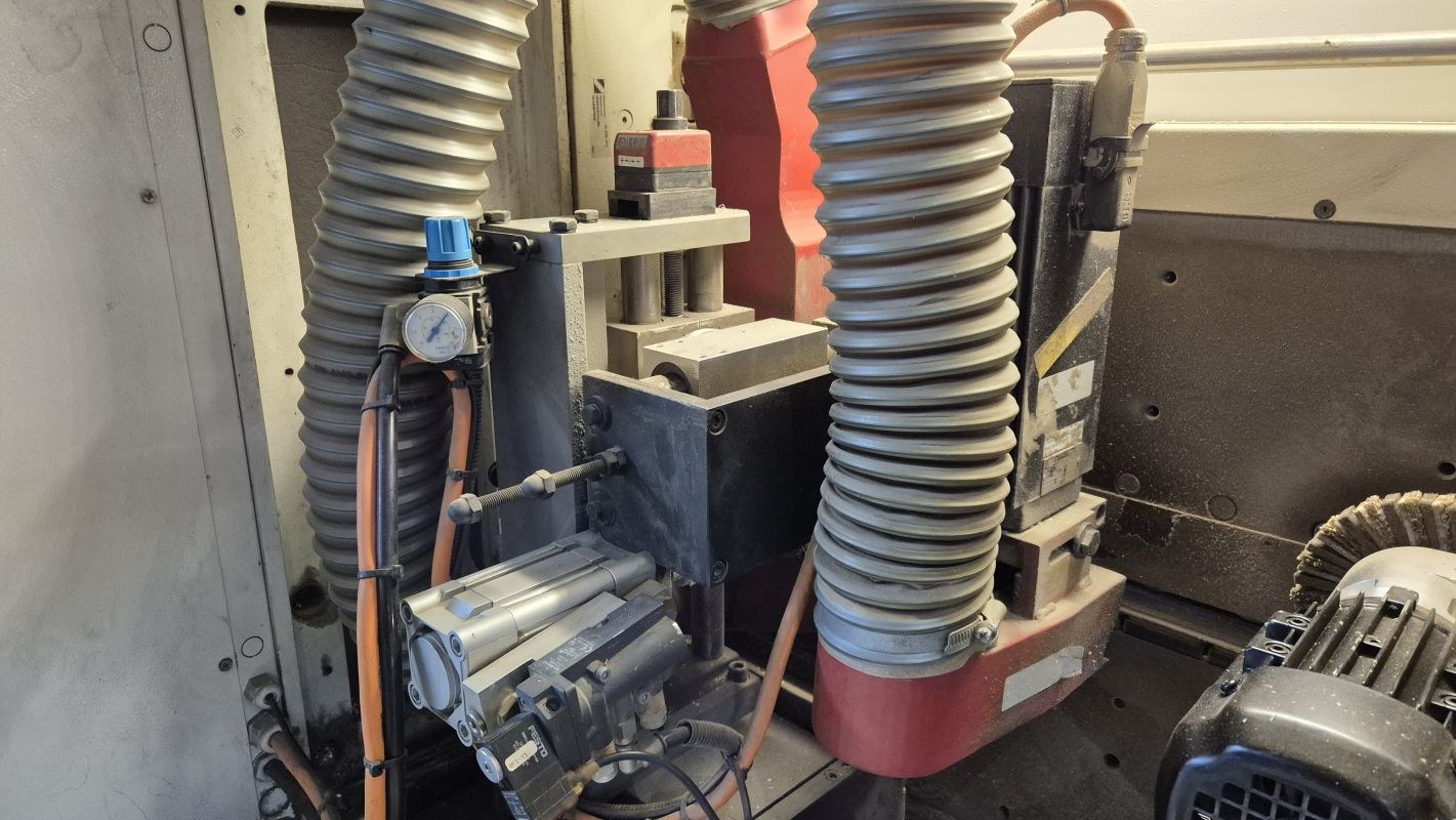 single-sided edge banding machine / IMA / Novimat Concept/I/G80/440/R3