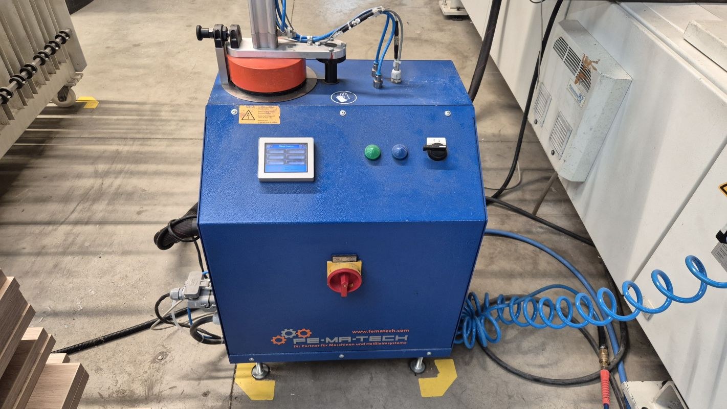 single-sided edge banding machine / IMA / Novimat Concept/I/G80/440/R3