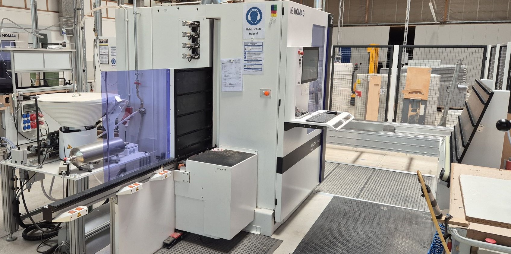 vertical CNC machining centre / HOMAG / DRILLTEQ V-500