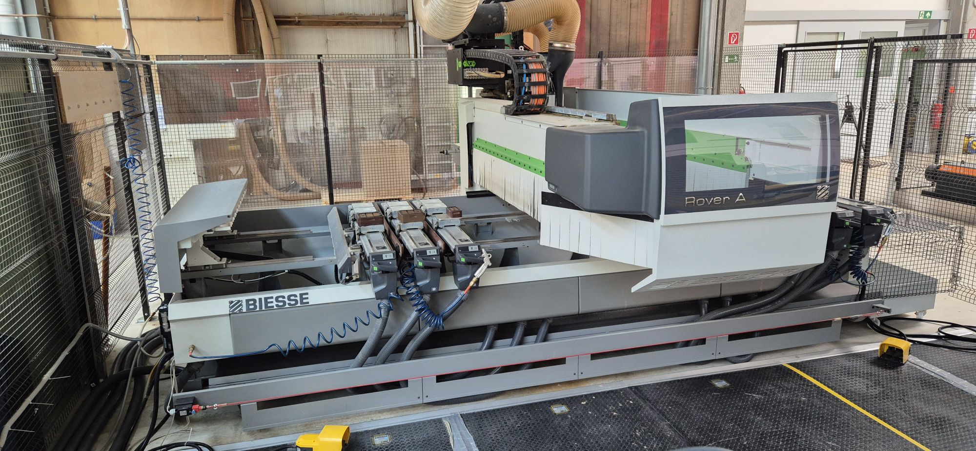 CNC machining centre / BIESSE / ROVER A ATS
