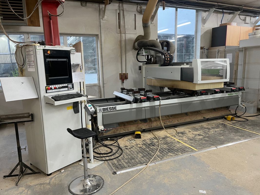 CNC machining centre / BIESSE / Rover A 