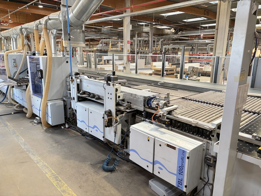 single-sided edge banding machine with loading table and workpiece return / HOMAG / Profi KFL350/12/A3/L/WZ