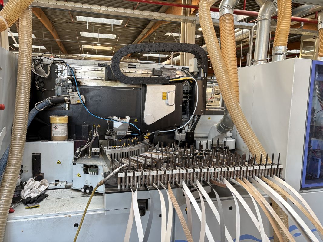 single-sided edge banding machine with loading table and workpiece return / HOMAG / Profi KFL350/12/A3/L/WZ