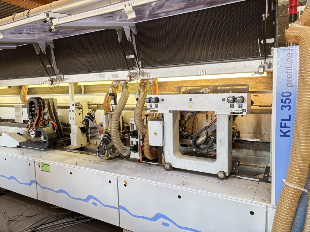 single-sided edge banding machine with loading table and workpiece return / HOMAG / Profi KFL350/12/A3/L/WZ
