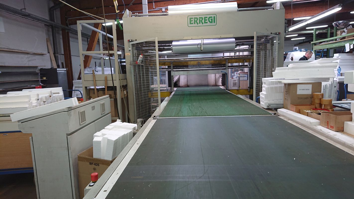 Packaging system / ERREGI / 