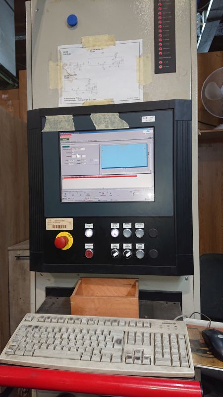 drilling and dowel inserting machine / PRIESS U. HORSTMANN / 