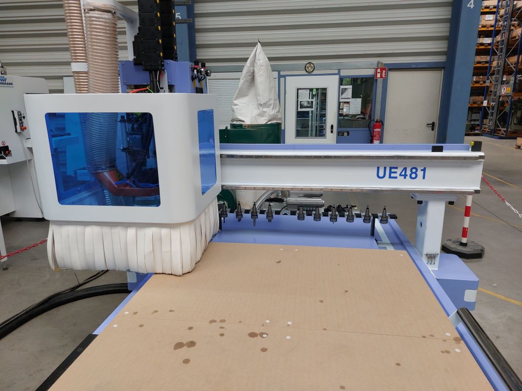 CNC ROUTER / QUICK CNC / UE-481 