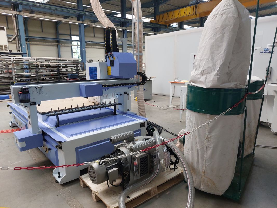 CNC ROUTER / QUICK CNC / UE-481 