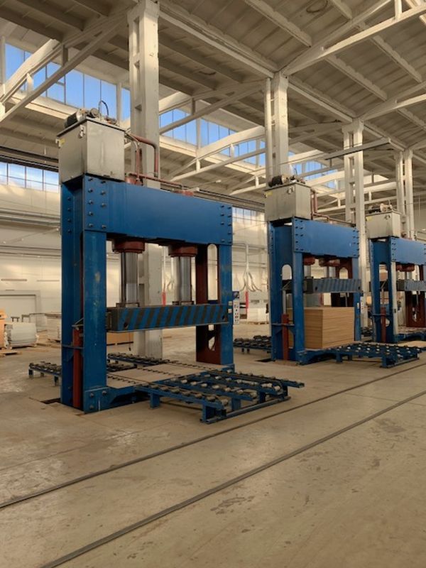 hydraulic carcass press / LINYI JIANZHONG WOOD MACIHNERY / JJZ-CP
