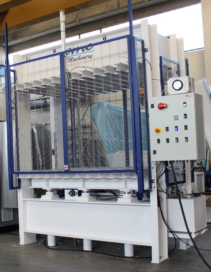 Bending press / OMC / Bending press / OMC /