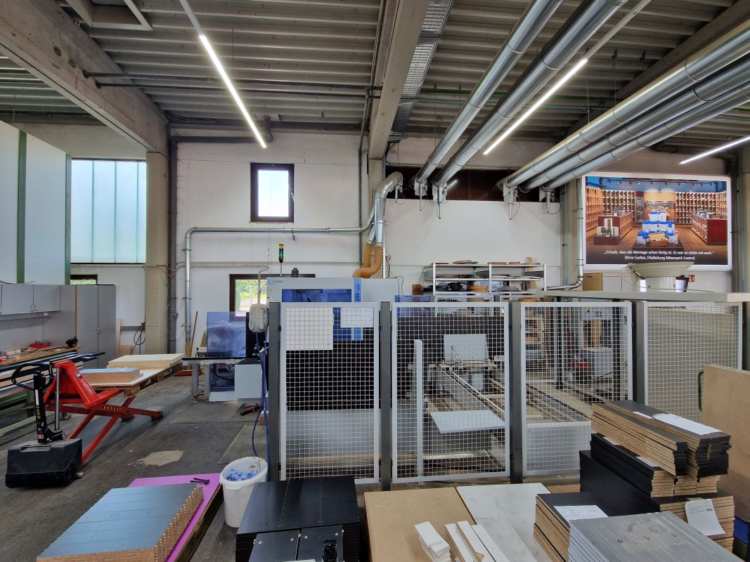 Vertical CNC machining center / HOMAG / BHX200/D