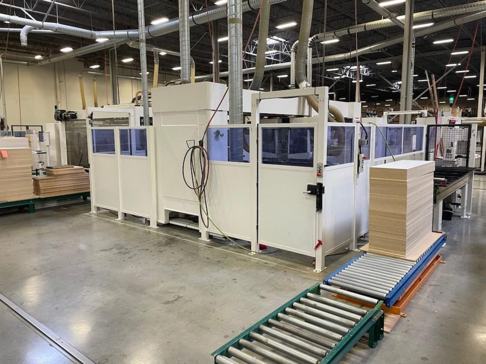 CNC machining center with destacking system  / WEEKE / BHT 500