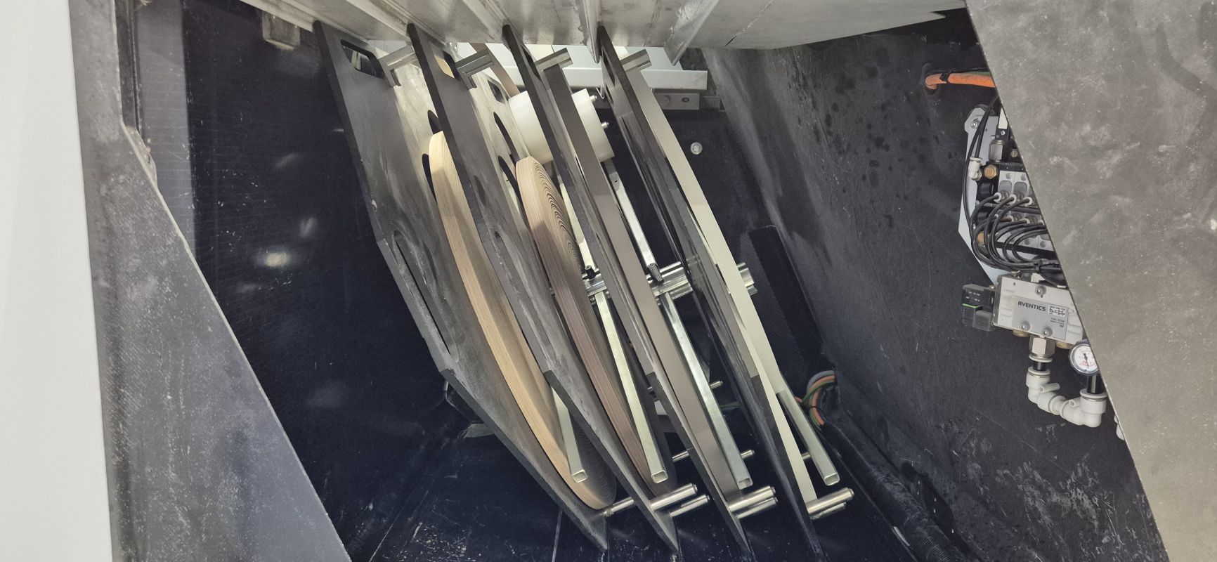 CNC - Machining Center with gluing unit / HOMAG / BMG 512/40/12/V/A