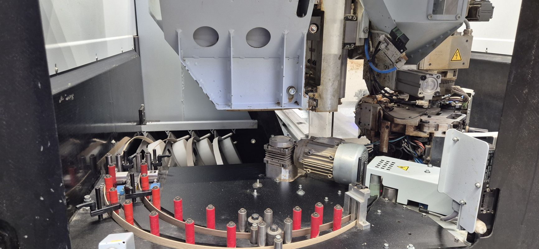 CNC - Machining Center with gluing unit / HOMAG / BMG 512/40/12/V/A