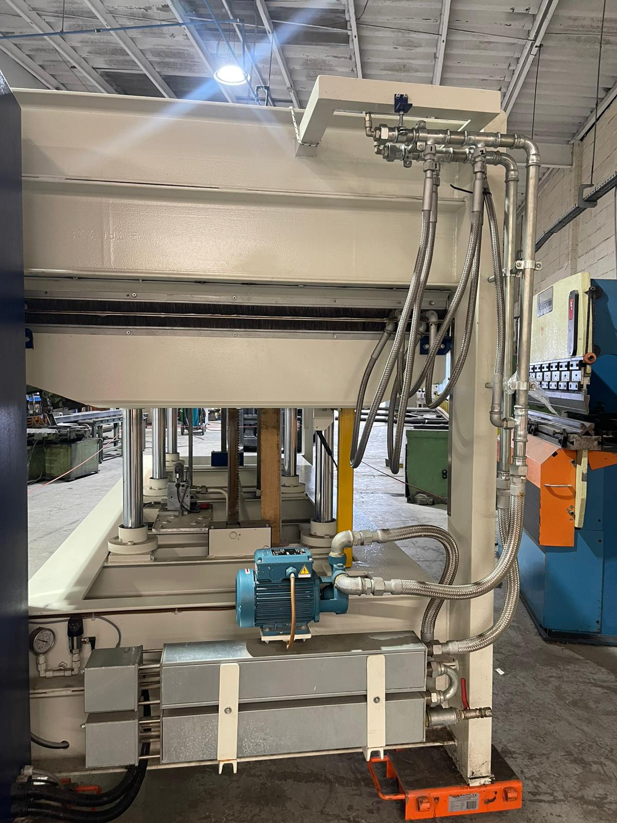 hot press / ORMA / NPC/DIGIT 6/95 30/13 AS-BO