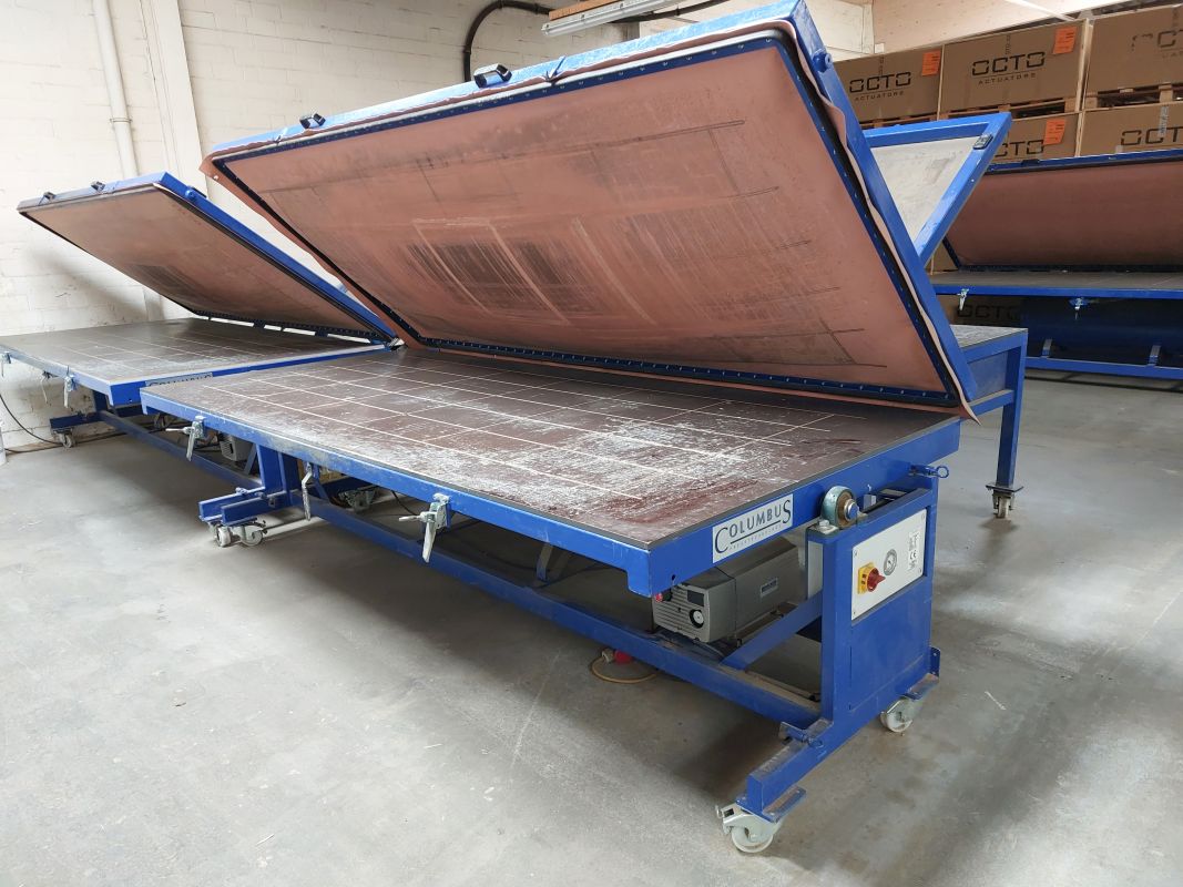 membrane press with Becker pump / COLUMBUS / Vakuform Standard