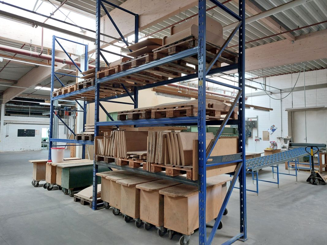 Pallet racking systems / N/A / 