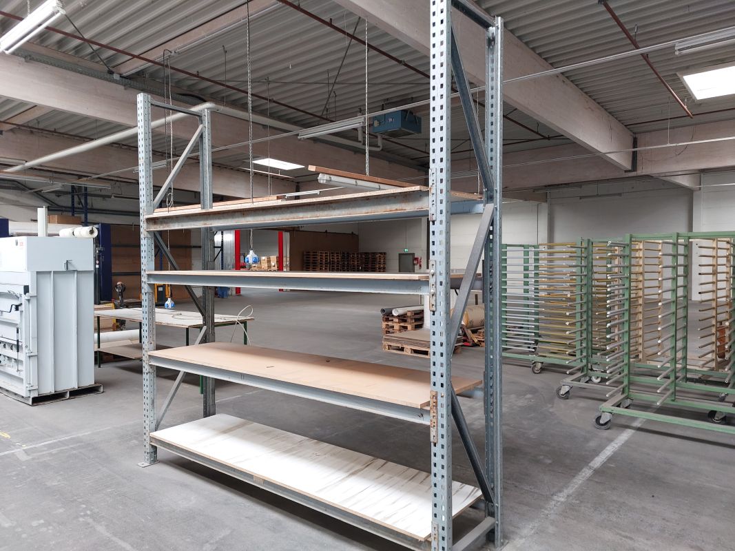 Pallet racking systems / N/A / 