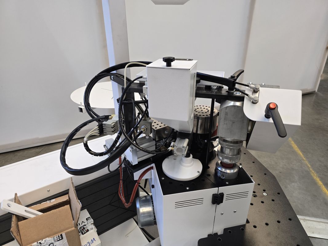 Semi autom. contour edge bander  / VITAP / Giotto