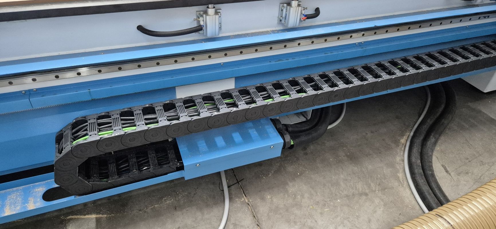 3-Axes CNC ROUTER&nbsp; / QUICK CNC / UE-481PL