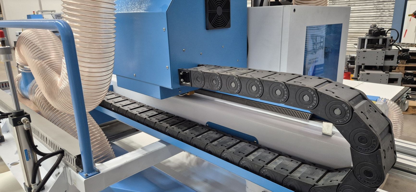 3-Axes CNC ROUTER&nbsp; / QUICK CNC / UE-481PL