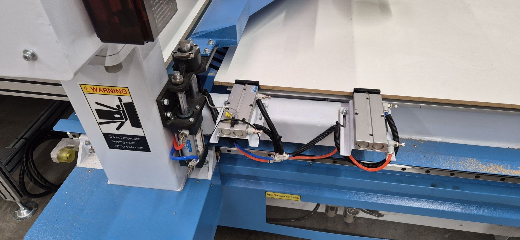 3-Axes CNC ROUTER&nbsp; / QUICK CNC / UE-481PL