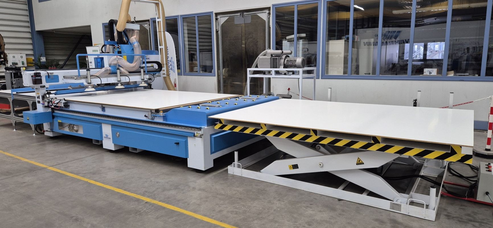 3-Axes CNC ROUTER&nbsp; / QUICK CNC / UE-481PL