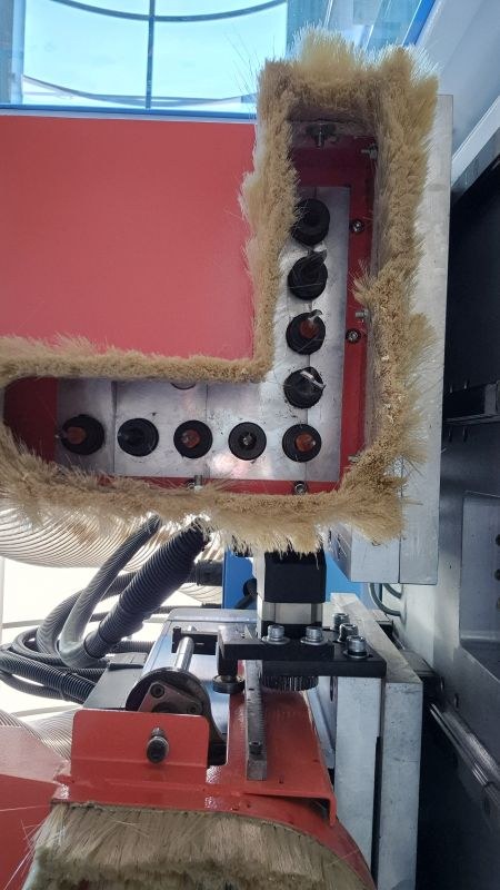 3-Axes CNC ROUTER&nbsp; / QUICK CNC / UE-481PL