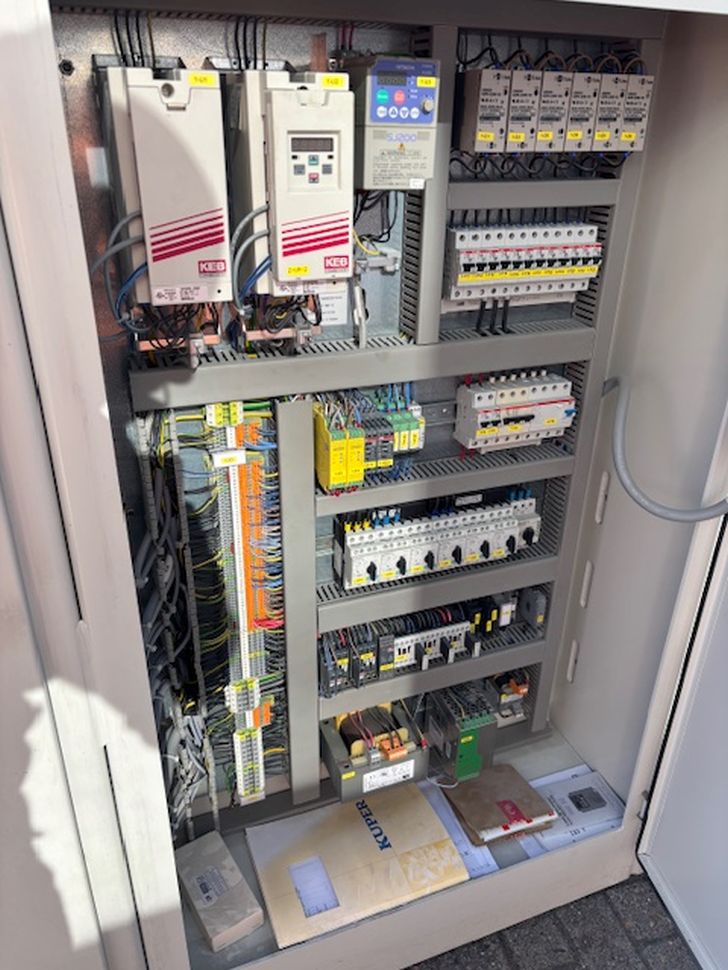 veneer splicer&nbsp; / KUPER / FL / Innovation