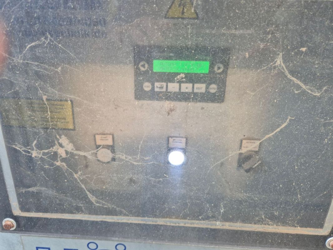 extraction system with briquetting press / Hocker Polytechnick / MultiStar JP5