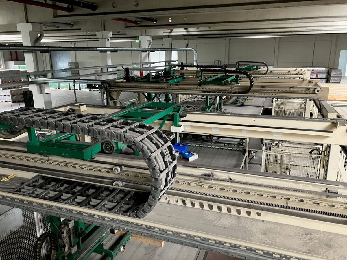 short cycle - press line / WEMH&ouml;NER / KT-F-1E