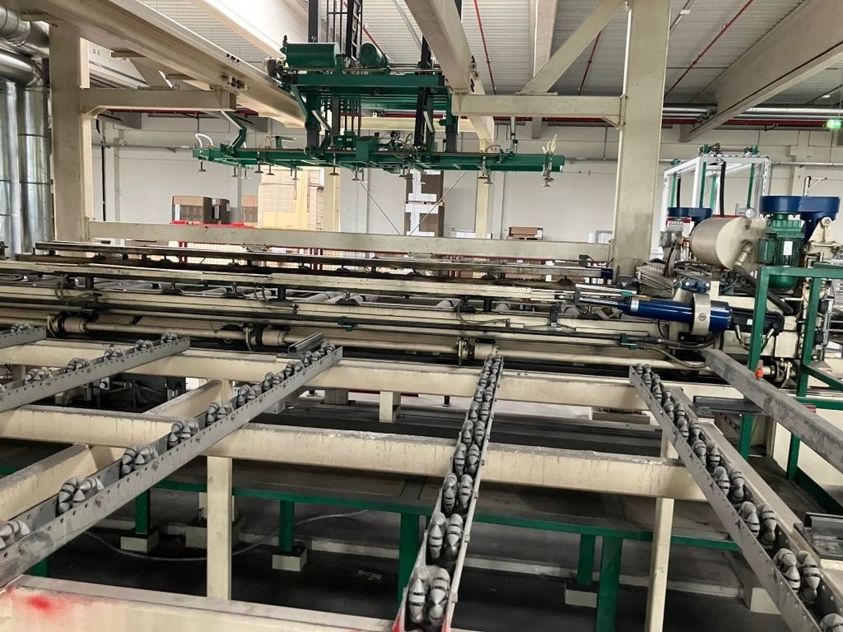 short cycle - press line / WEMH&ouml;NER / KT-F-1E