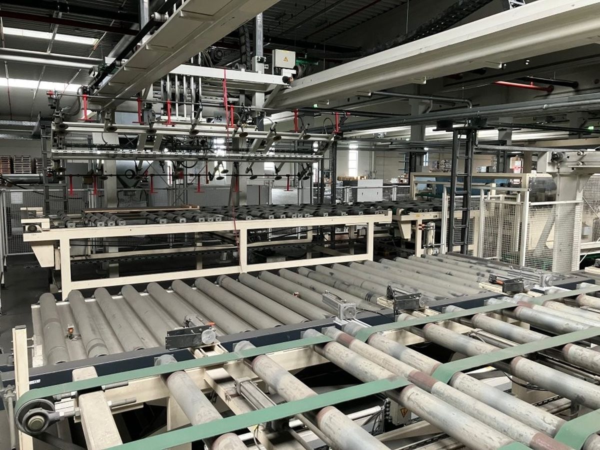 short cycle - press line / WEMH&ouml;NER / KT-F-1E