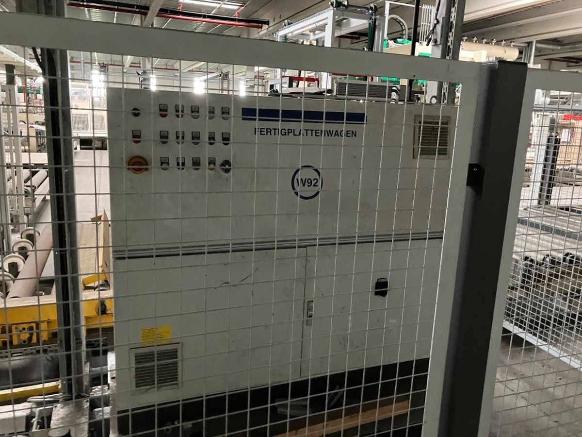 short cycle - press line / WEMH&ouml;NER / KT-F-1E