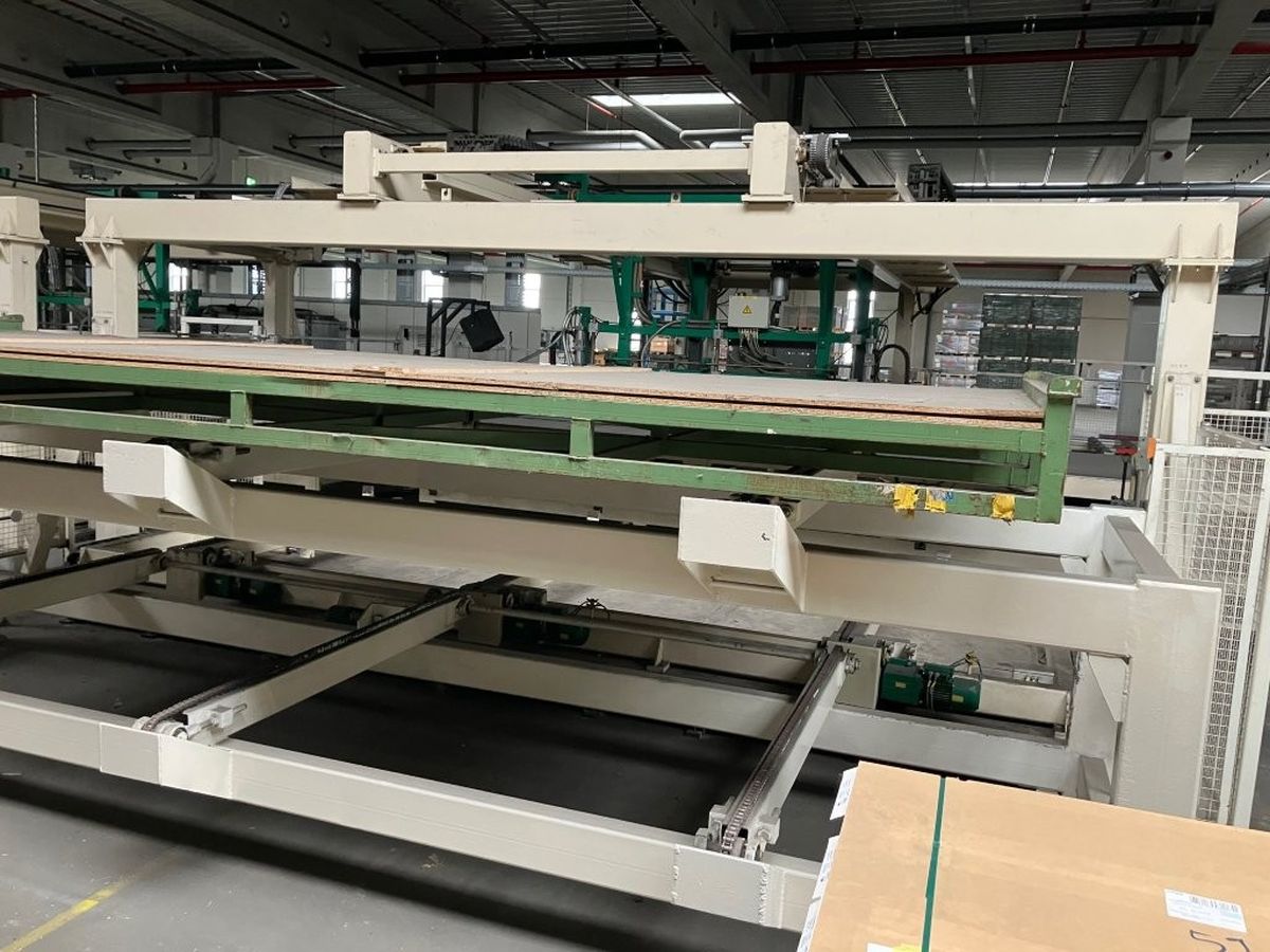 short cycle - press line / WEMH&ouml;NER / KT-F-1E