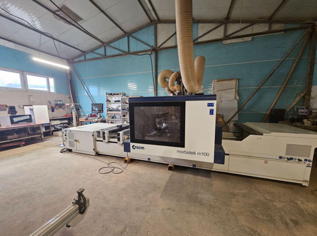 CNC machining center / SCM / Morbidelli M100