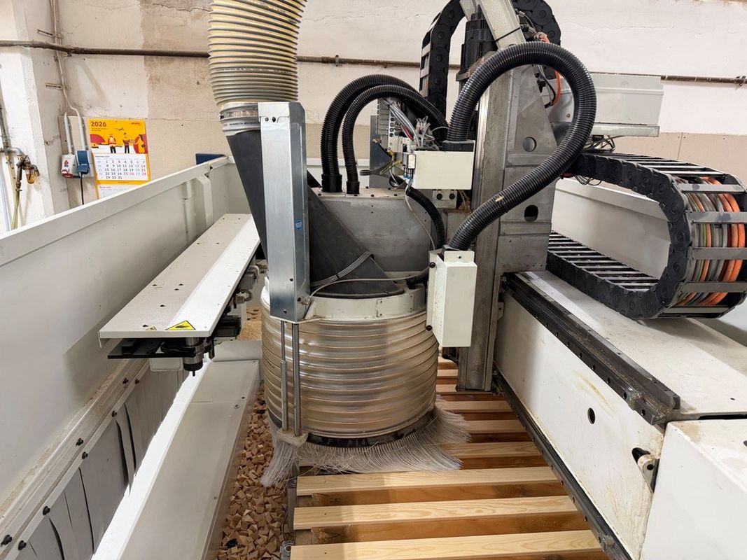 CNC machining center / SCM / Morbidelli M200F