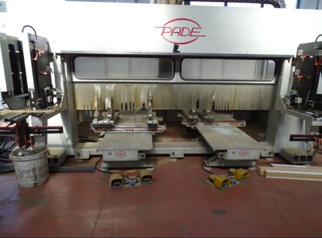 CNC Machining Center / Pade / Velux