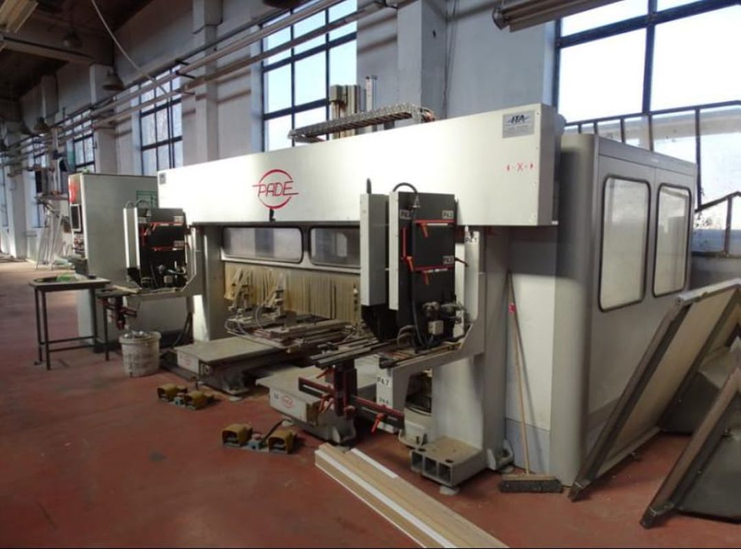 CNC Machining Center / Pade / Velux