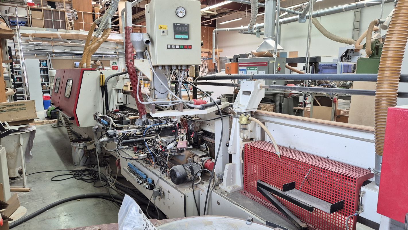 Single-sided rebate and edge-banding machine / IMA / AVM/K/I/G80/822/S3R3L20