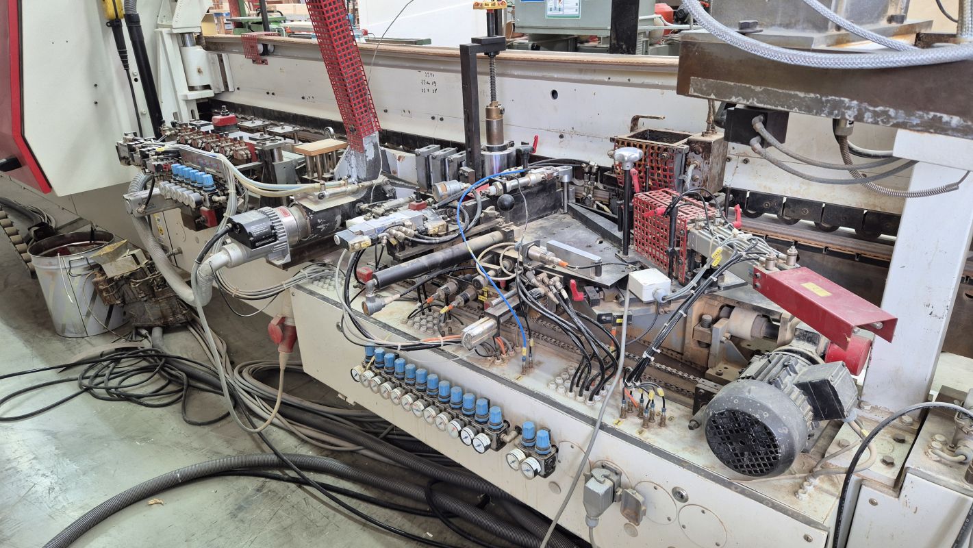 Single-sided rebate and edge-banding machine / IMA / AVM/K/I/G80/822/S3R3L20