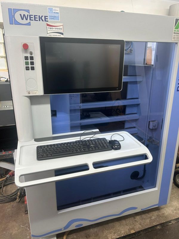Vertical CNC Drilling and Machining Center / WEEKE / Optimat BHX 055