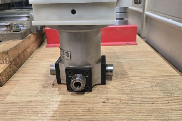 Cross drill head for horizontal drilling / H&uuml;LLHORST / W01ABA01DDDD