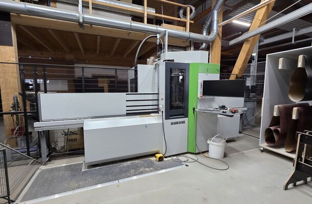 Vertical CNC Machining Center / BIESSE / Brema EKO 2.2